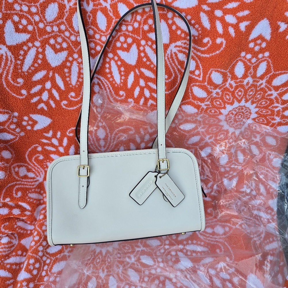 Coach Swing Zip Shoulder Bag - Picture 7 of 16